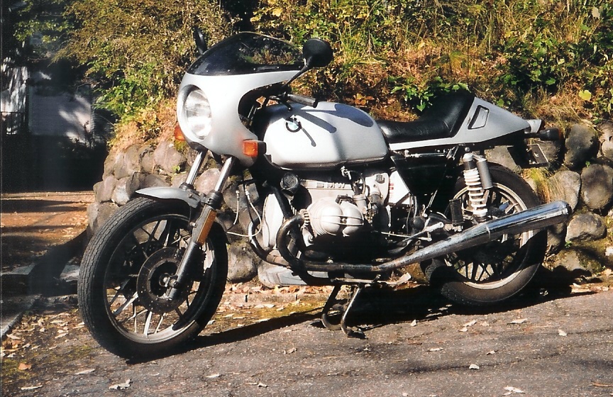 BMW R100RS umbau-3  /1
Schlüsselwörter: BMW R100RS R100CS R100 cafe racer fallert