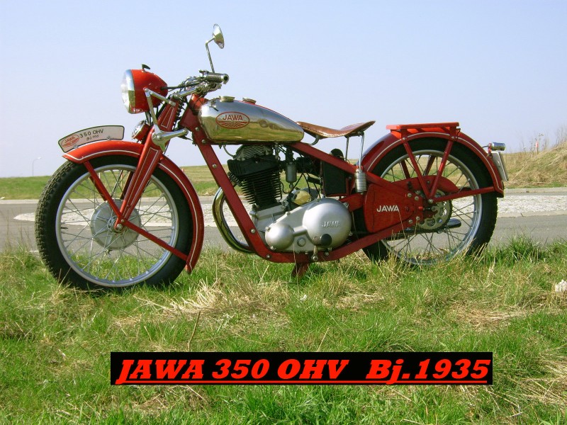 Jawa 350 OHV
Bj.1935 , 350ccm , 15 PS ,1Zyl.4Takt
Schlüsselwörter: Jawa,Jawafreunde