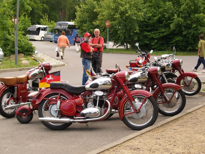 4 Jawa 500 OHC auf dem Hexentanzplatz(Harz)
