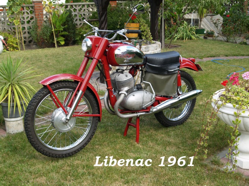 Jawa 350 Geländesport,Bj.1961
Jawa 350 GS ,,Libenac,,
eingesetzt bei 6-Days
