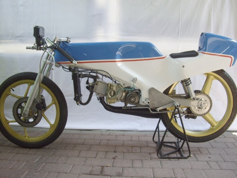 Sever ZG 80cc
Very rare racer bike,Sever zg 80cc, 28hp,13500 rpm,6 gear.
www.oldracer50cc.com
