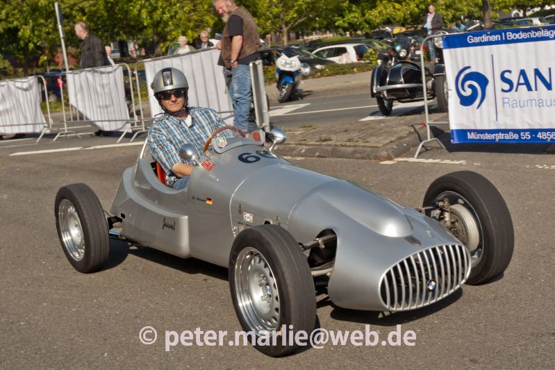 Chr.Alexander 
Juwel 
Formel 3 mit BMW - Motorradmotor 
