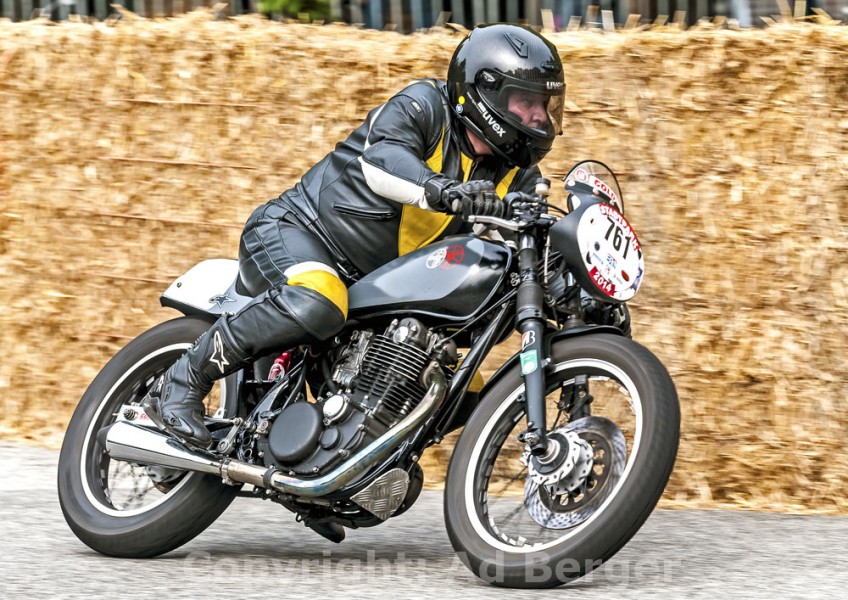 13. Hamburger Stadtpark-Revival 
Holger Fricke, Yamaha SR500
