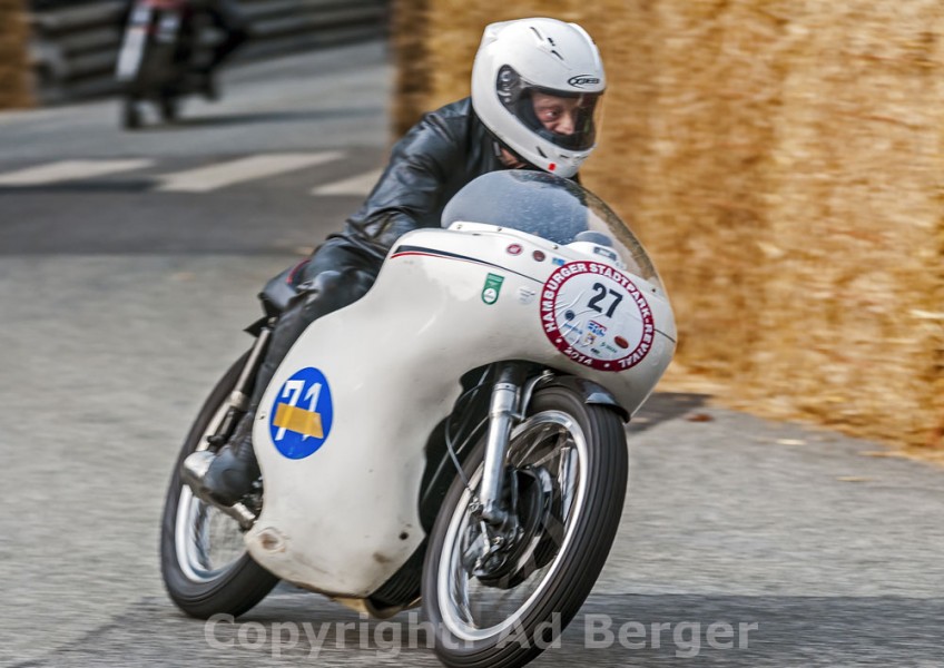 13. Hamburger Stadtpark-Revival 
Heiner Butz, Norton Manx 350
