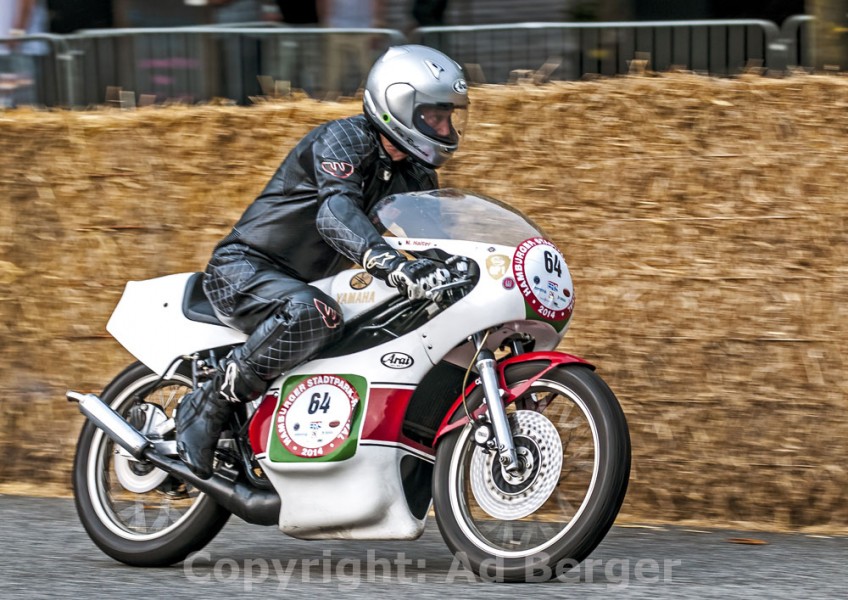 13. Hamburger Stadtpark-Revival 
Jim Redman, Yamaha TZ 350 F, Baujahr: 1979
6-facher Weltmeister, 4-facher TT-Sieger
