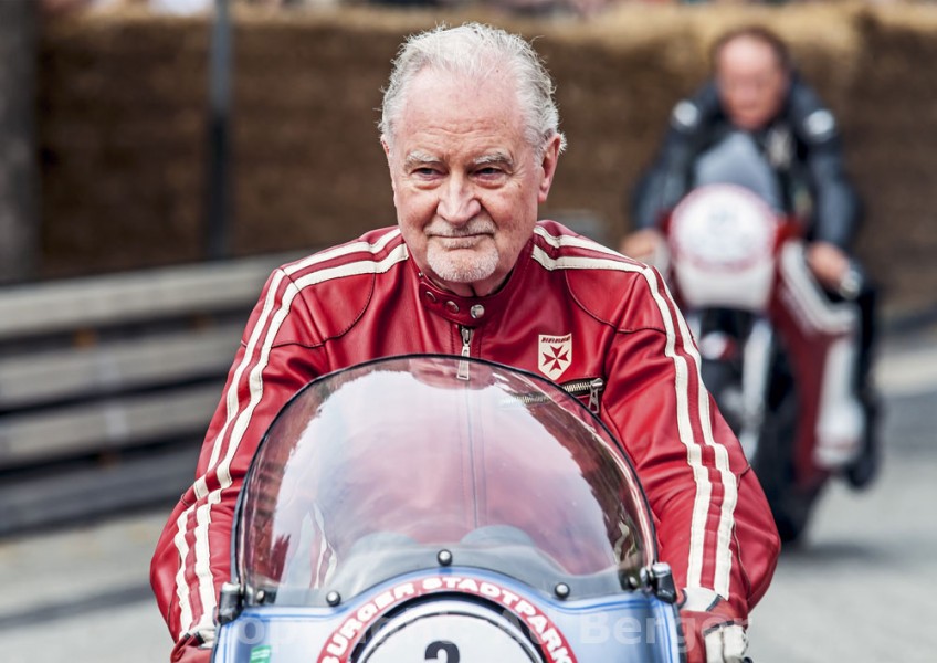 13. Hamburger Stadtpark-Revival 
Helmut Schmitz
