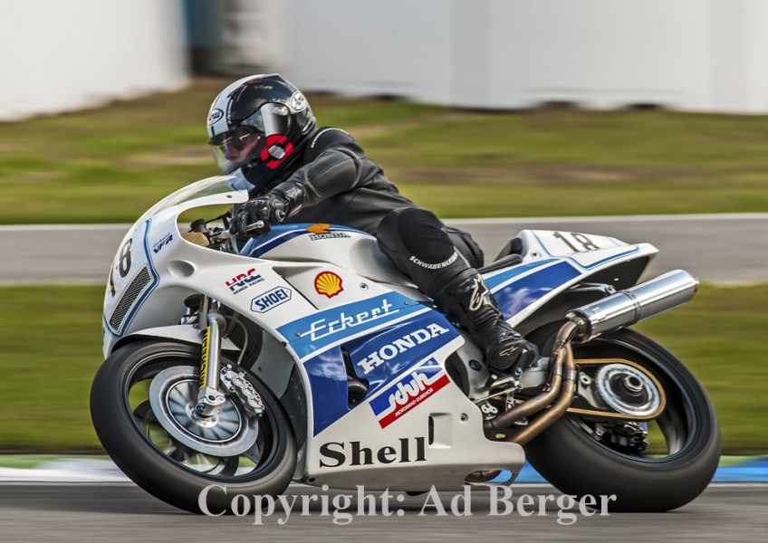 Hockenheim Classics 2012
Roland Eckert, Honda RCB 1000, Bj. 1976
