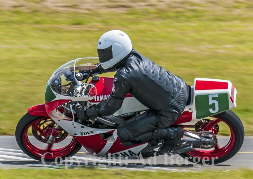 Manfred Schneider - Yamaha TZ250
