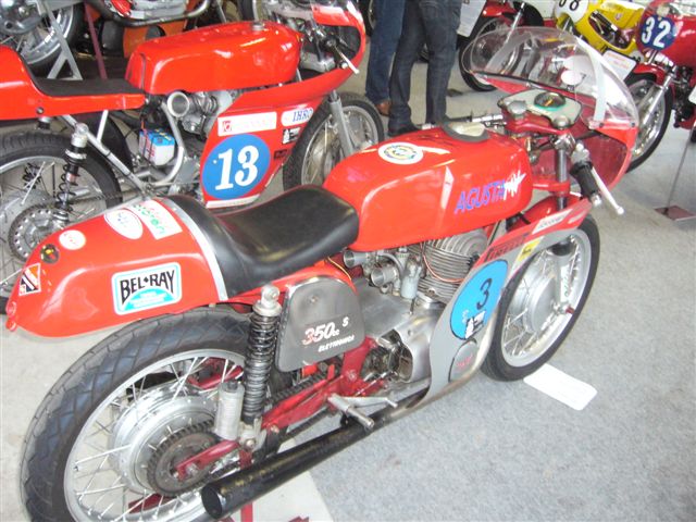 MV agusta
Mv agusta 350  bj 1972
