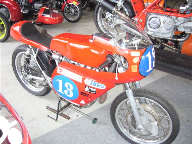 Ducati 350
Ducati 350 desmo 
