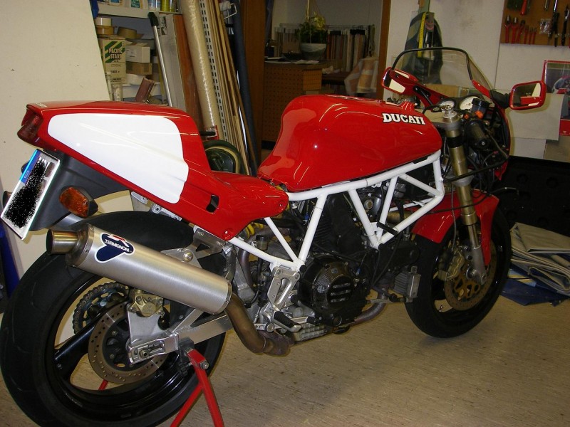 Ducati 900SS
