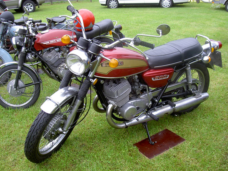 Suzuki T 500
