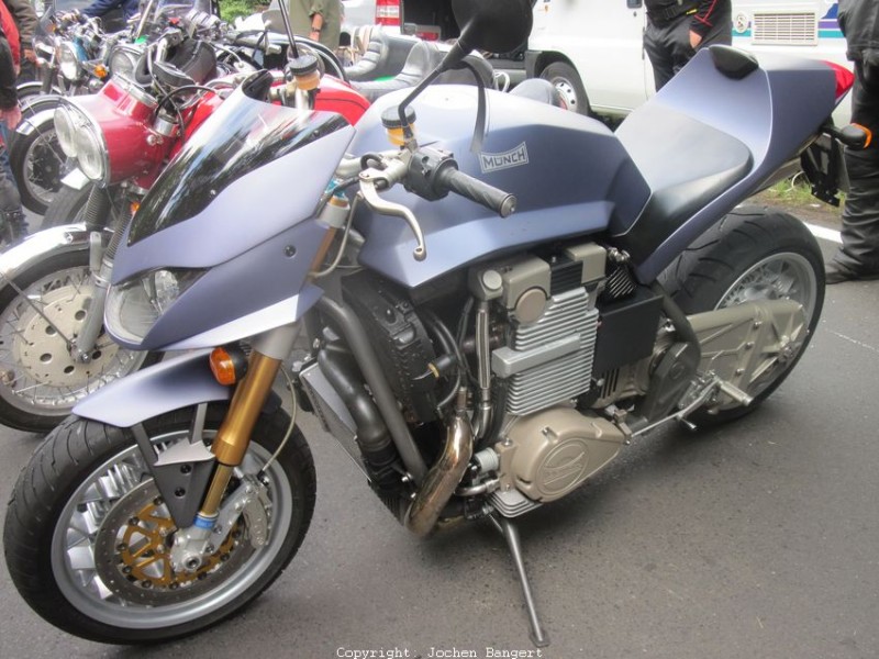 Schottenring Classic GP 2014
Münch 2000
