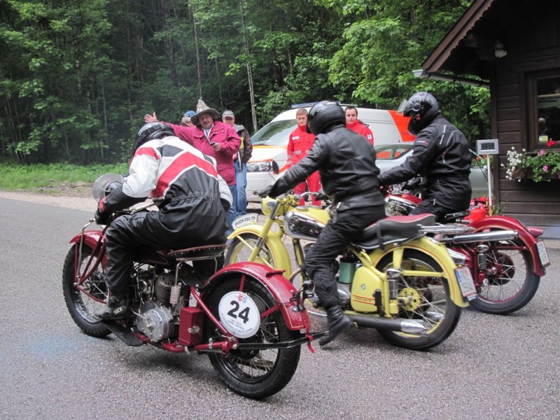 Strobl Postalm Bergpreis
Start in 3er Gruppen
