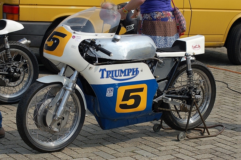 Triumph 490ccm 1972_ Roel Pasop
Easter classic TT Circuit 2009
