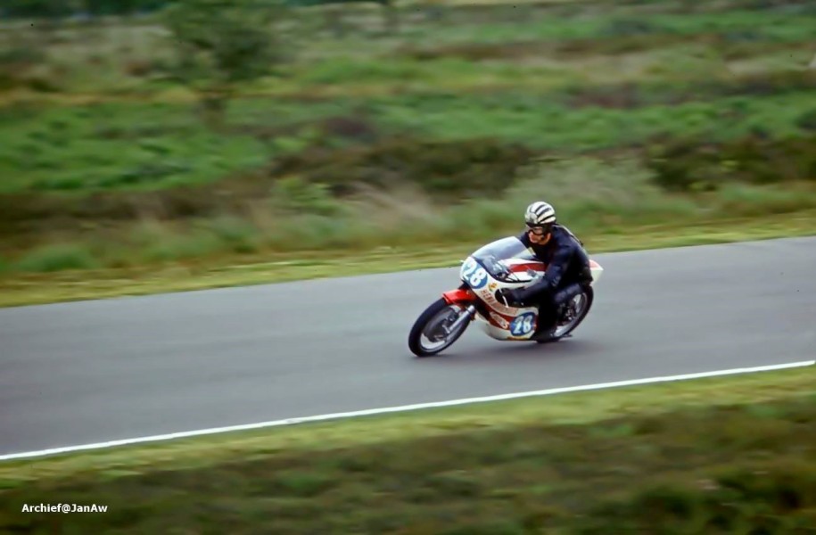 Dutch TT 1971
Theo Louwes Yamaha 350cc
