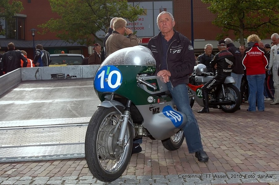 Centennial Classic TT 2010 Assen
Heinz Rosner MZ-RE 350 
