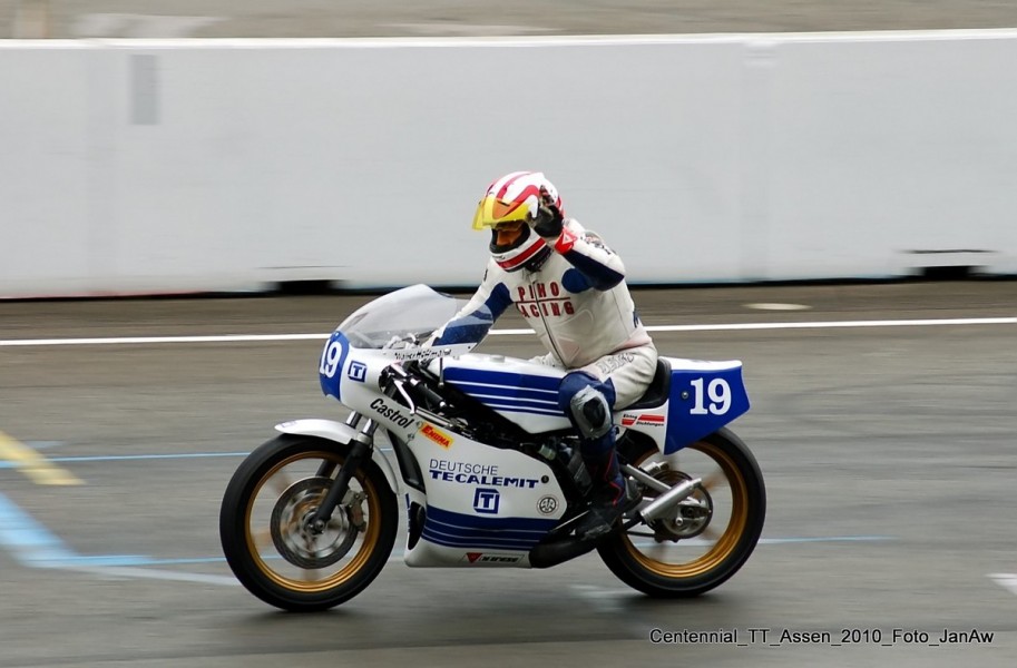 Centennial Classic TT Assen 2010
Walter Hoffman Yamaha TZ350
