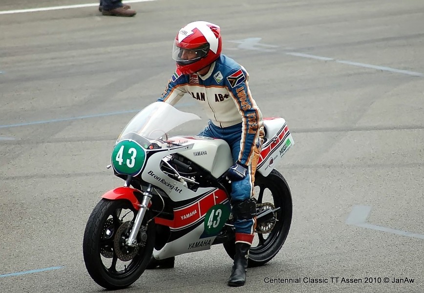 Centennial Classic TT 2010 Assen
Alan North Yamaha TZ250

