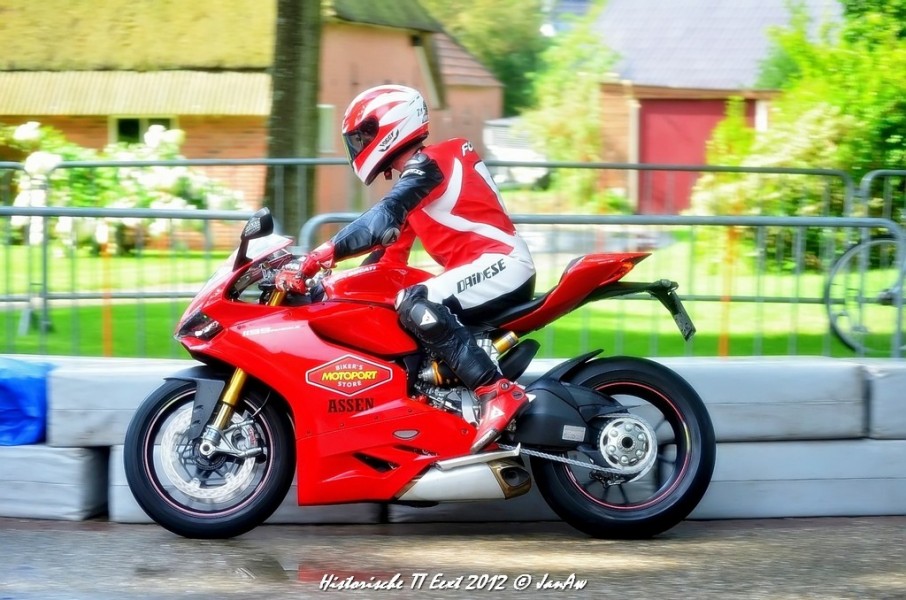 Carl Fogarty
Historische TT Eext (NL)
