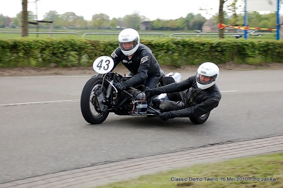 KOVA BMW 1972 _ Bert Veerkamp & Frank Zuiderduin
Classic Demo Twello (NL) 2010
