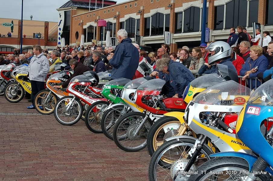 Centennial Classic TT Assen 2010
Koopmansplein Centrum Assen
