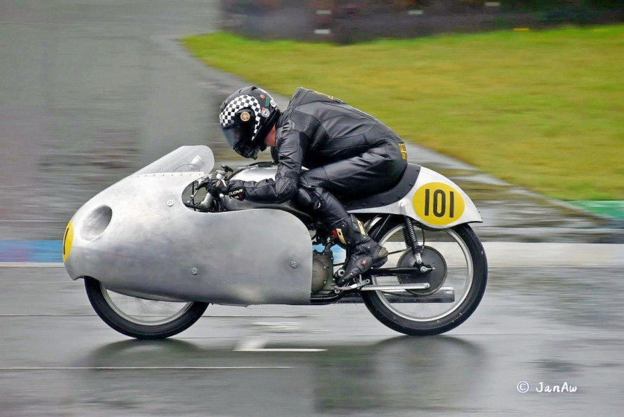 Classic GP Assen 2022
Giuseppe Todero Moto Guzzi V8 GP (Original)
Schlüsselwörter: Assen