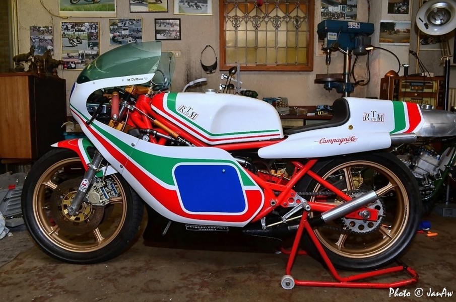 RTM Ringhini Torrani Motori 350
4 Cylinder Squar4 2 stroke 350c Re Build/Owner Michel du Maine
