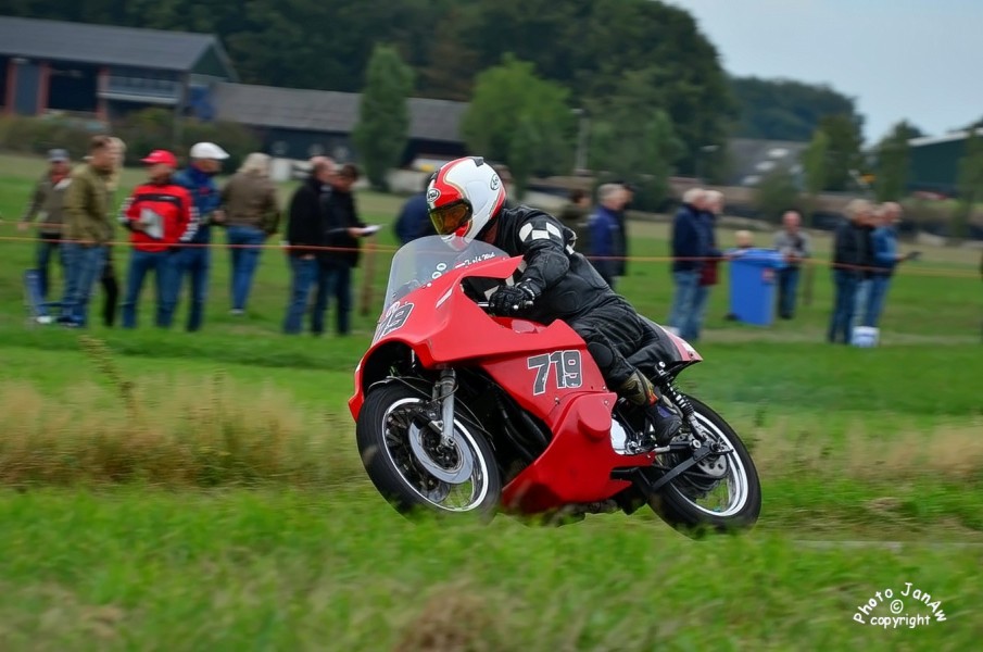 Tajan van der Wiel Japauto SOHC 750cc 1976
