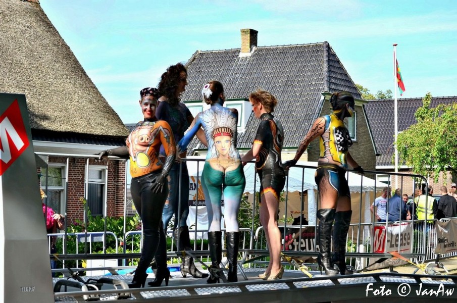Parade Body Painting
