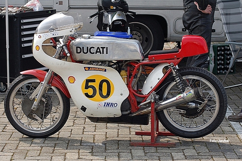 Ducati 450ccm 1968_Peter van Giersbergen
Easter Classic TT Circuit Assen 2009
