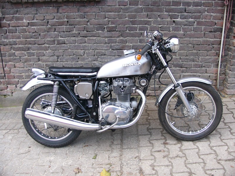 Cb 250 G
Projekt 2
