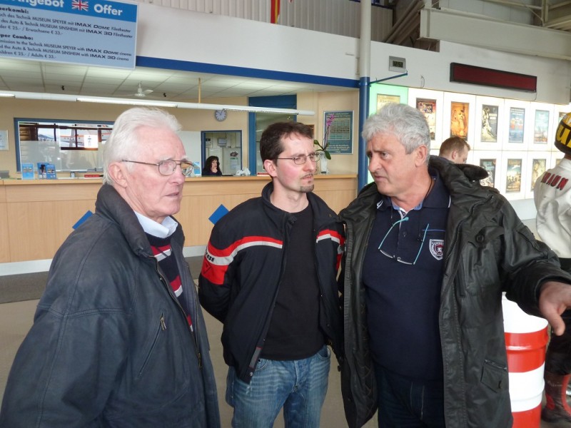 Die Ersten Gäste treffen ein...Adi Ohligschläger, Lorenzo Puzo jun..und Lorenzo Puzo senior

