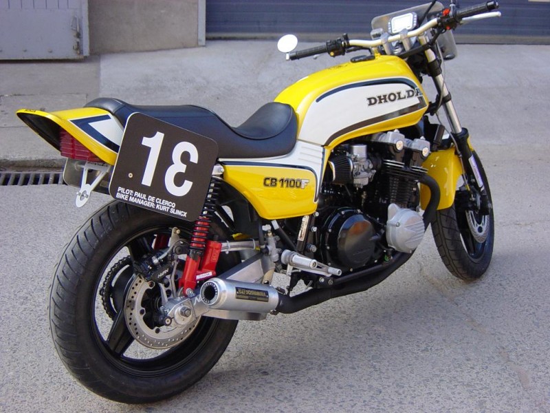 Dholda CB 1100 F Super Bol d'or
Owners Paul De Clercq -  Kurt Slincx      paul.ice@telenet.be
Schlüsselwörter: Dholda