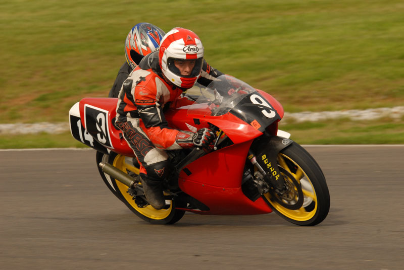 Historic Motos Ardennais à Mettet
