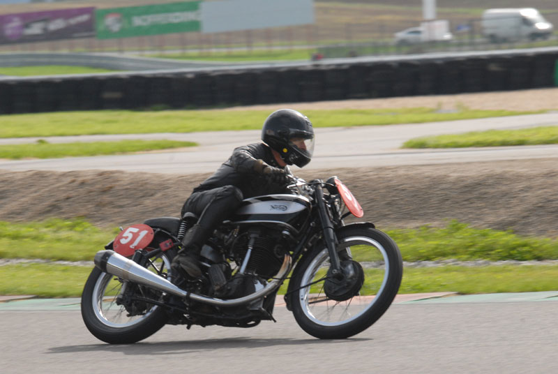 Historic Motos Ardennais à Mettet
