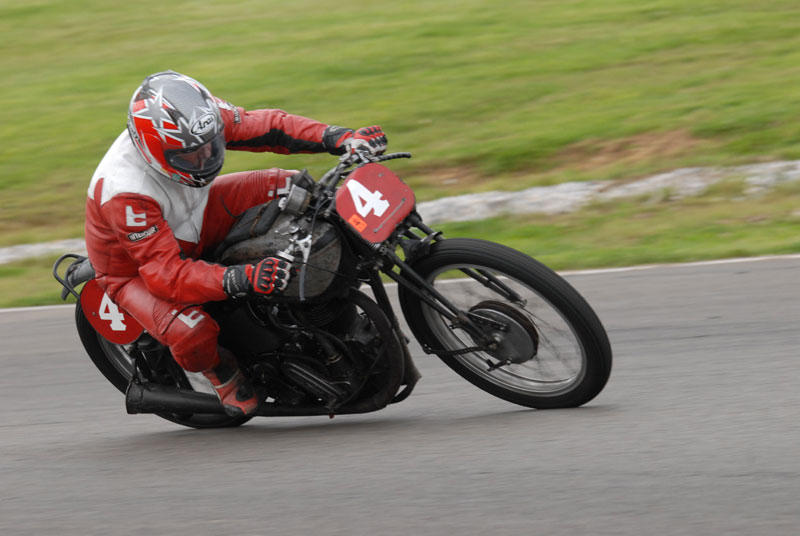 Historic Motos Ardennais à Mettet
