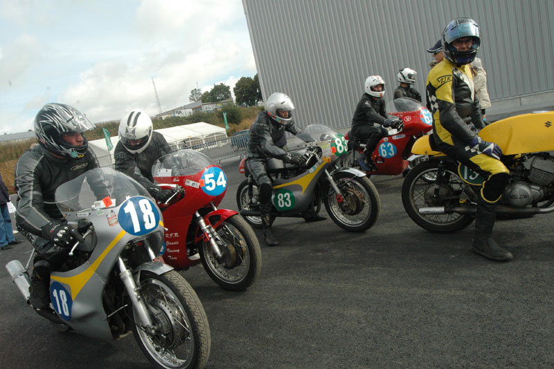 Historic Motos Ardennais à Mettet
