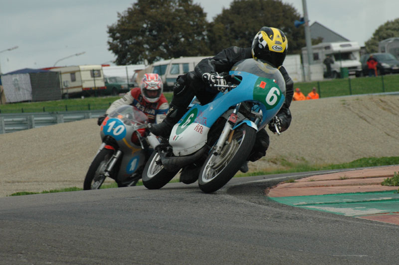 Historic Motos Ardennais à Mettet
