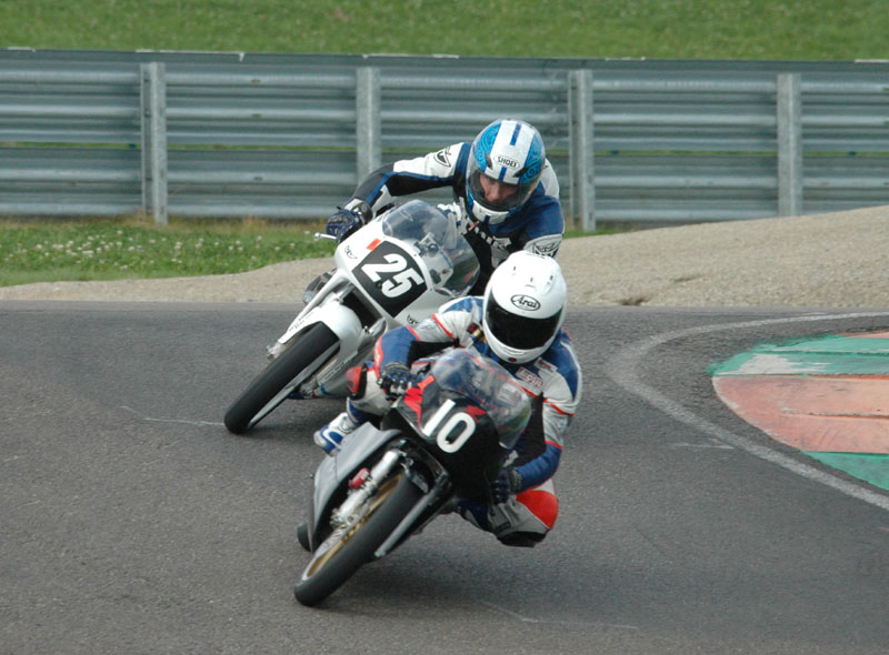 Historic Motos Ardennais à Mettet
