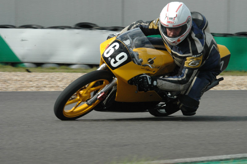 Historic Motos Ardennais à Mettet
