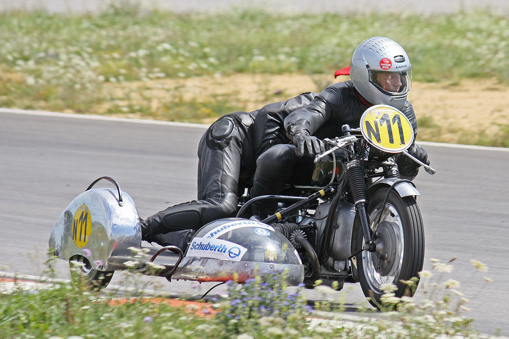 Treffen online de motorrad