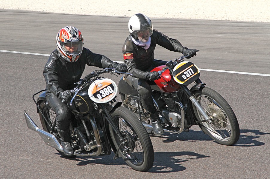 Ranja Pfister
VELOCETTE 350 KSS   1938
