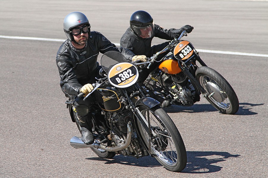 James Robinson
VELOCETTE 350MK 8 KTT   1939

