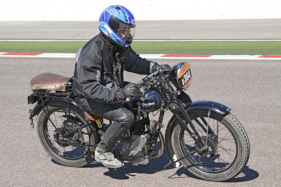 Patrick Giraud
PEUGOT 250 P108   1932
