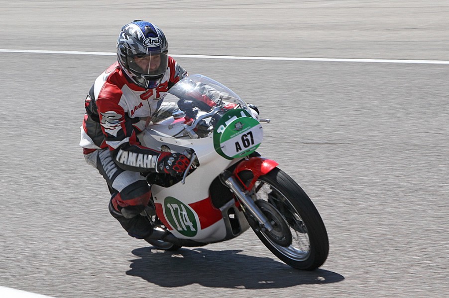 Francois Cretin
YAMAHA 250 TZ D   1977
