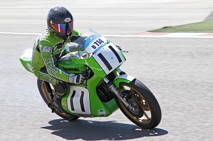 Pierre Yves Deschamps
KAWASAKI 750 H2R   1972
