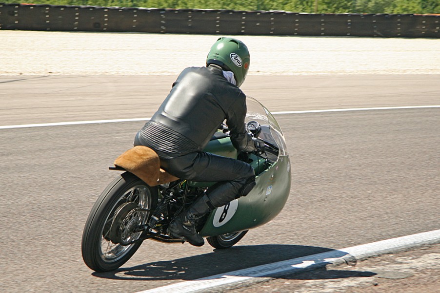 Peter Ketelsen
MOTO GUZZI 500 Bialbero    1957
