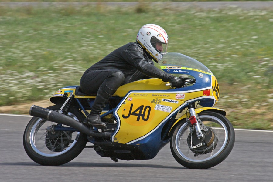 J40_0005.jpg