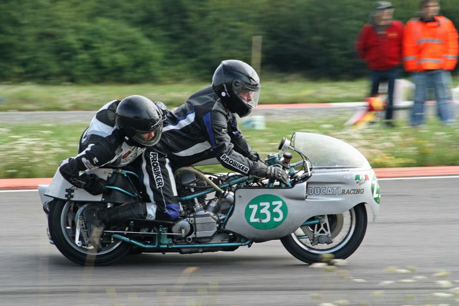 Z33_0007.jpg